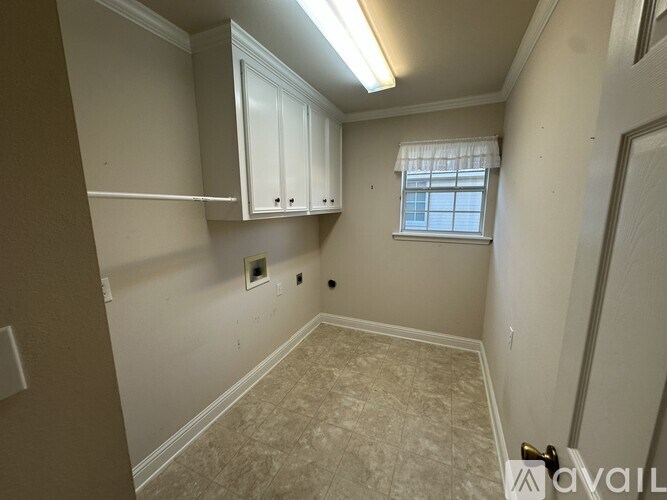 Source URL: https://prod-avail.s3.amazonaws.com/public_images/41492896/listing/UtilityRoom.jpg