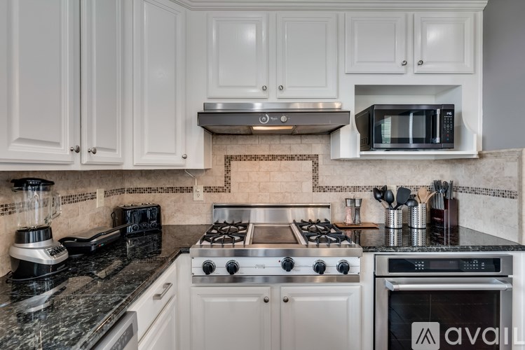 Source URL: https://prod-avail.s3.amazonaws.com/public_images/41508583/listing/062524AnA_-_013.jpg