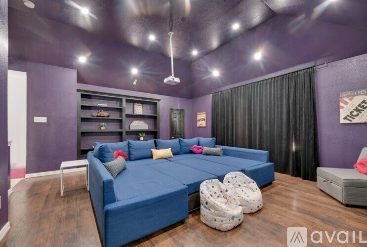 Source URL: https://prod-avail.s3.amazonaws.com/public_images/41508946/listing/Screenshot_2025-10-23_134713.jpg