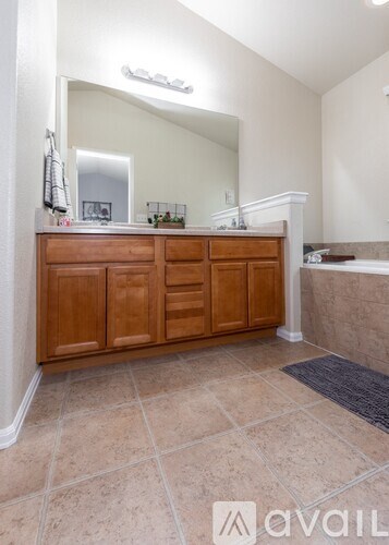 Source URL: https://prod-avail.s3.amazonaws.com/public_images/41508789/listing/Pilgrimage_Road_6351-43.jpg