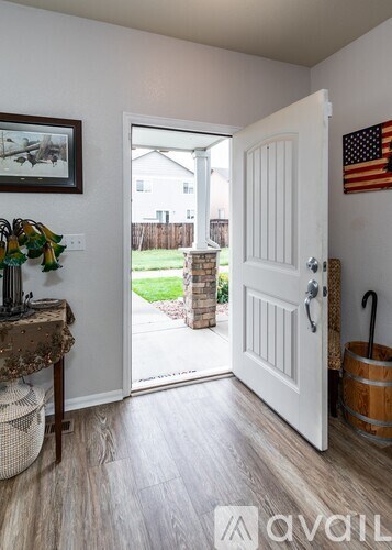 Source URL: https://prod-avail.s3.amazonaws.com/public_images/41508753/listing/Pilgrimage_Road_6351-3.jpg