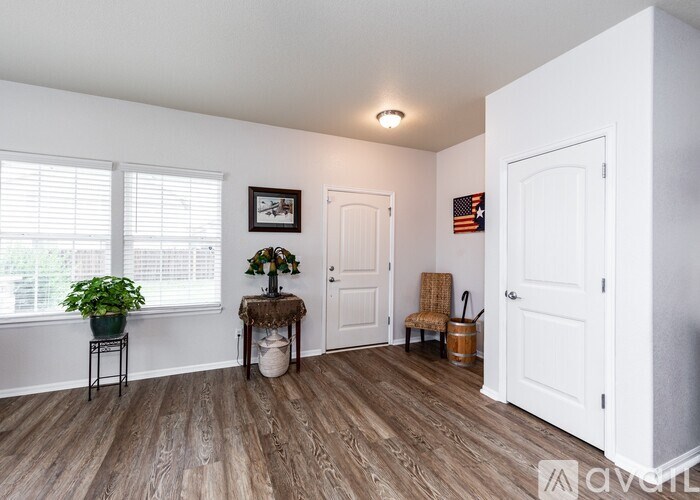 Source URL: https://prod-avail.s3.amazonaws.com/public_images/41508746/listing/Pilgrimage_Road_6351-1.jpg