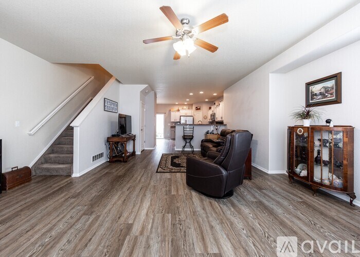 Source URL: https://prod-avail.s3.amazonaws.com/public_images/41508748/listing/Pilgrimage_Road_6351-12.jpg