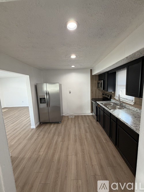 Source URL: https://prod-avail.s3.amazonaws.com/public_images/41508483/listing/IMG_0185.jpeg