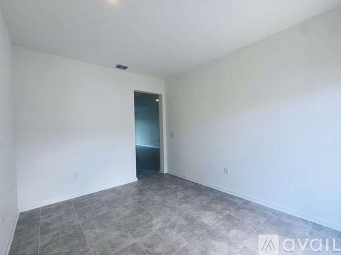 Source URL: https://prod-avail.s3.amazonaws.com/public_images/41508191/listing/WhatsApp_Image_2025-10-23_at_10.52.13_AM.jpeg