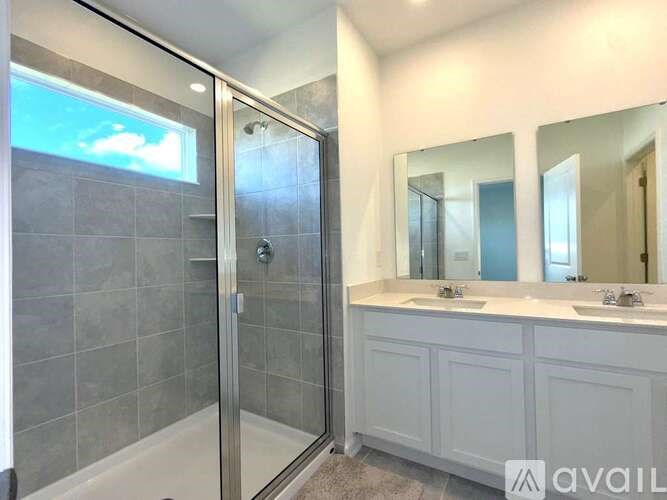 Source URL: https://prod-avail.s3.amazonaws.com/public_images/41508220/listing/WhatsApp_Image_2025-10-23_at_10.52.07_AM_(3).jpeg