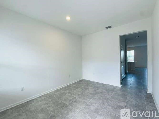 Source URL: https://prod-avail.s3.amazonaws.com/public_images/41508198/listing/WhatsApp_Image_2025-10-23_at_10.52.13_AM_(1).jpeg