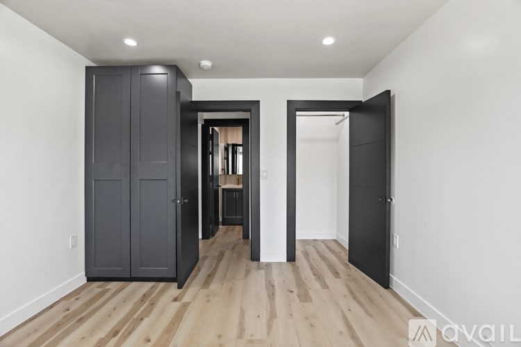 Source URL: https://prod-avail.s3.amazonaws.com/public_images/41508209/listing/original_(13).jpg