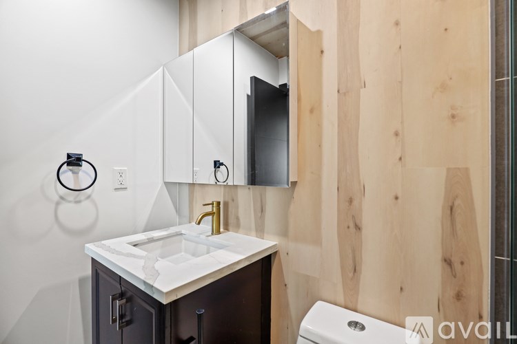 Source URL: https://prod-avail.s3.amazonaws.com/public_images/41508208/listing/original_(12).jpg