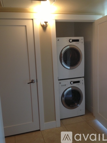 Source URL: https://prod-avail.s3.amazonaws.com/public_images/41787650/listing/_1008_(washer___dryer).jpeg