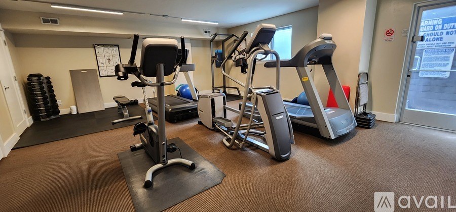 Source URL: https://prod-avail.s3.amazonaws.com/public_images/41508120/listing/20230817_153052.jpg