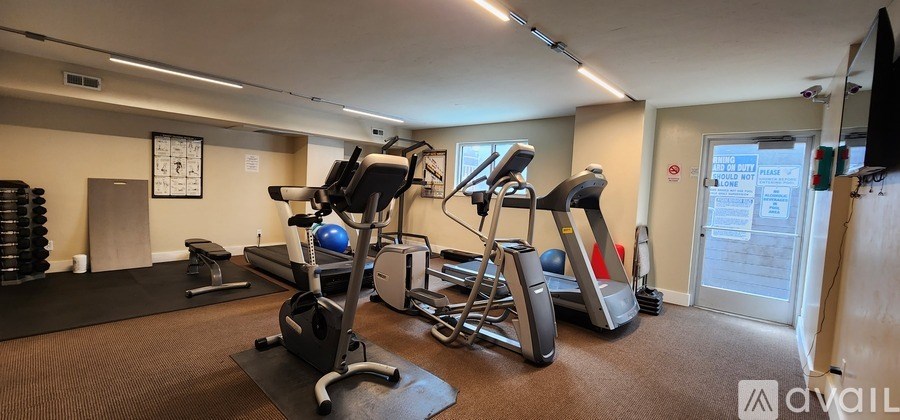 Source URL: https://prod-avail.s3.amazonaws.com/public_images/41508125/listing/20230817_153351.jpg