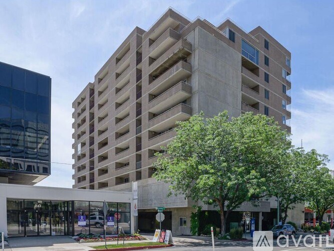 Source URL: https://prod-avail.s3.amazonaws.com/public_images/41508320/listing/broadway-towers.jpeg