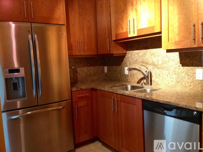 Source URL: https://prod-avail.s3.amazonaws.com/public_images/41508093/listing/_1008_(kitchen_).jpeg