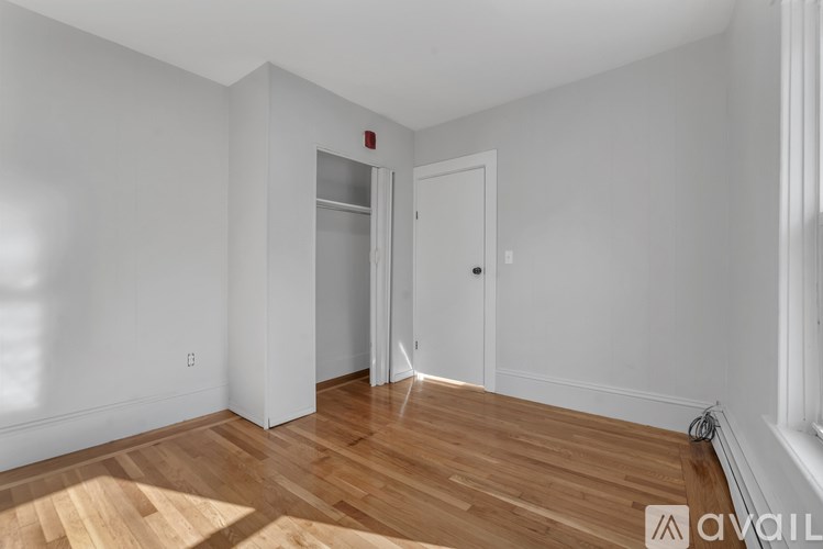 Source URL: https://prod-avail.s3.amazonaws.com/public_images/41507868/listing/DSC06325.jpg