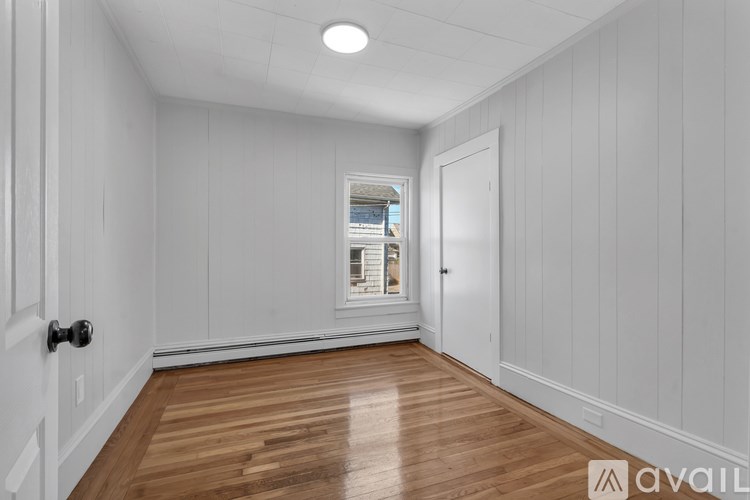 Source URL: https://prod-avail.s3.amazonaws.com/public_images/41507879/listing/DSC06307.jpg