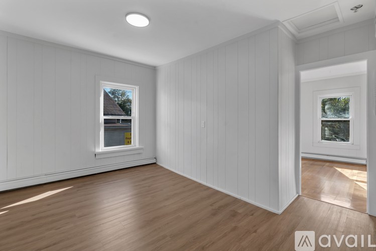 Source URL: https://prod-avail.s3.amazonaws.com/public_images/41507865/listing/DSC06301.jpg