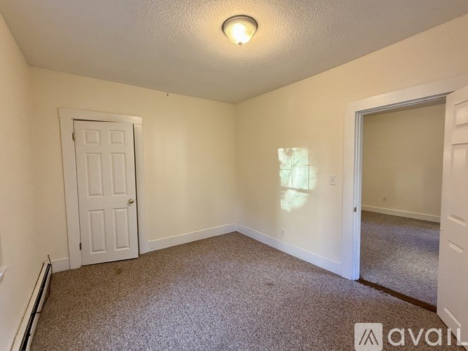 Source URL: https://prod-avail.s3.amazonaws.com/public_images/41507672/listing/IMG_3115.jpeg