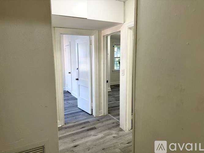 Source URL: https://prod-avail.s3.amazonaws.com/public_images/41508280/listing/IMG_0004.jpg