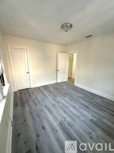 Source URL: https://prod-avail.s3.amazonaws.com/public_images/41508509/listing/IMG_0018_2.jpg