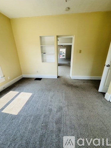 Source URL: https://prod-avail.s3.amazonaws.com/public_images/41513516/listing/IMG_2830.jpeg