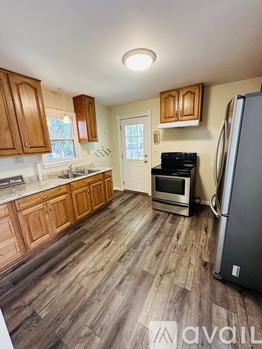 Source URL: https://prod-avail.s3.amazonaws.com/public_images/41513501/listing/IMG_2820.jpeg