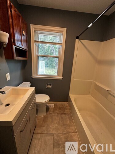 Source URL: https://prod-avail.s3.amazonaws.com/public_images/41507478/listing/5012_E._54th__4.jpg