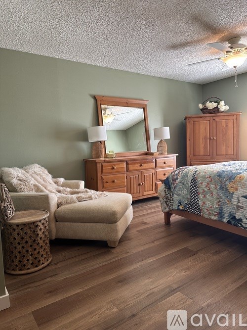 Source URL: https://prod-avail.s3.amazonaws.com/public_images/41507373/listing/IMG_2457.jpeg