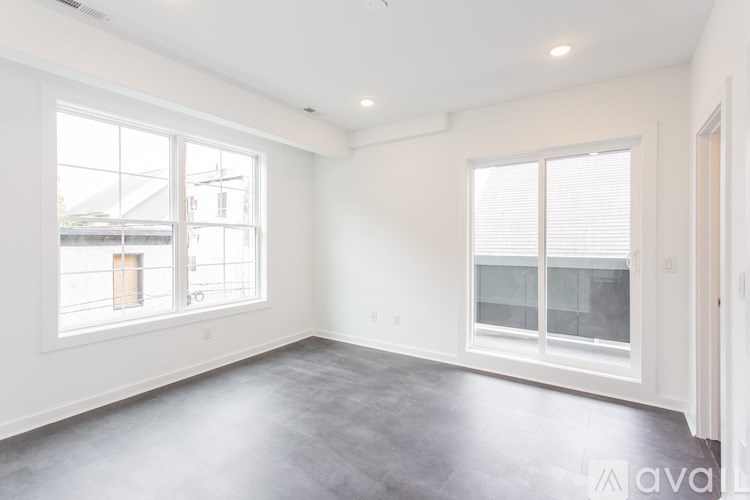 Source URL: https://prod-avail.s3.amazonaws.com/public_images/41507317/listing/1154_S_Sydenham_Street30.jpg