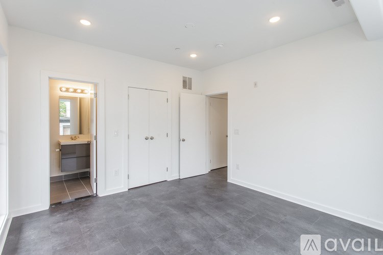 Source URL: https://prod-avail.s3.amazonaws.com/public_images/41507322/listing/1154_S_Sydenham_Street31.jpg