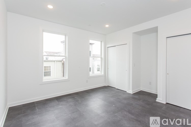 Source URL: https://prod-avail.s3.amazonaws.com/public_images/41507324/listing/1154_S_Sydenham_Street22.jpg