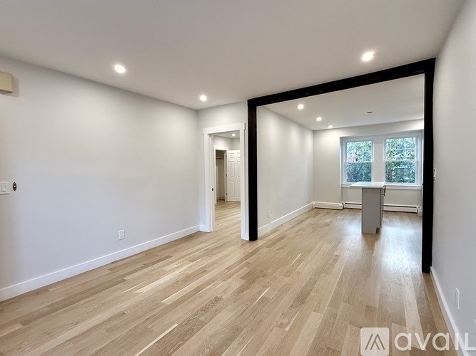 Source URL: https://prod-avail.s3.amazonaws.com/public_images/41507252/listing/IMG_9363.jpeg