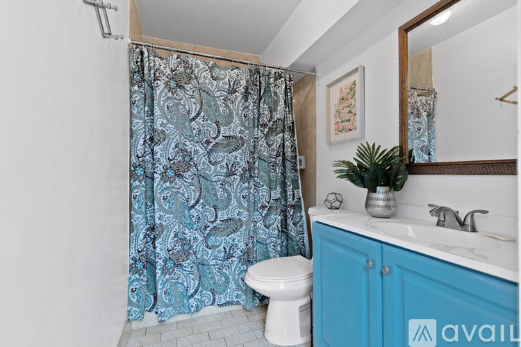 Source URL: https://prod-avail.s3.amazonaws.com/public_images/41507304/listing/15139SW92nd-39.jpg