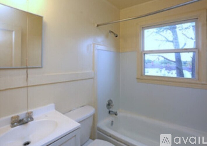 Source URL: https://prod-avail.s3.amazonaws.com/public_images/41506972/listing/5003.jpg