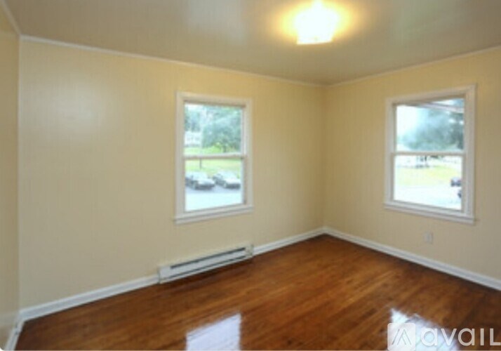 Source URL: https://prod-avail.s3.amazonaws.com/public_images/41506967/listing/508.jpg