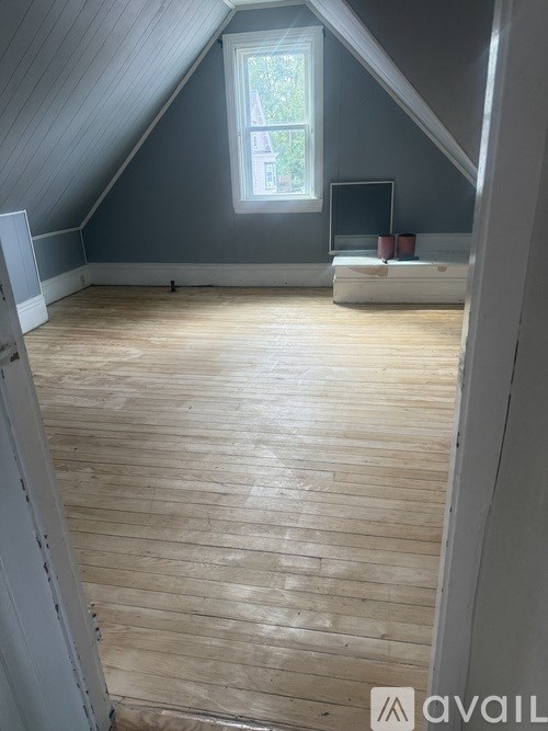 Source URL: https://prod-avail.s3.amazonaws.com/public_images/41506664/listing/IMG_0151.jpeg