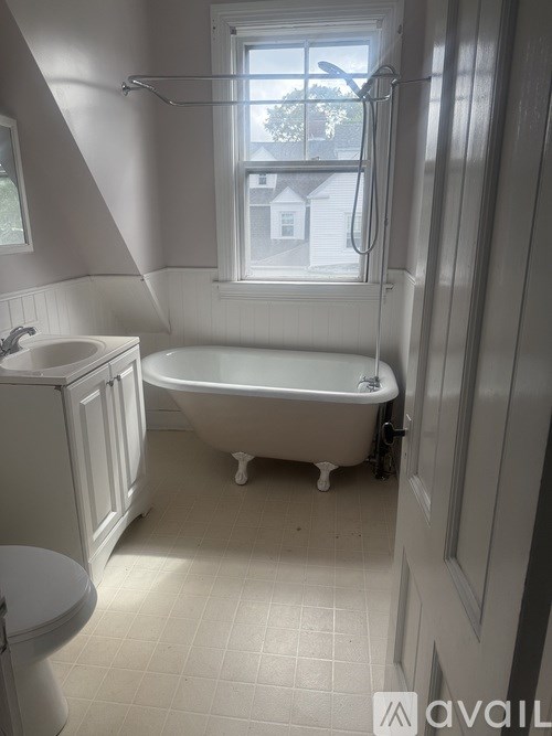 Source URL: https://prod-avail.s3.amazonaws.com/public_images/41506661/listing/IMG_0152.jpeg