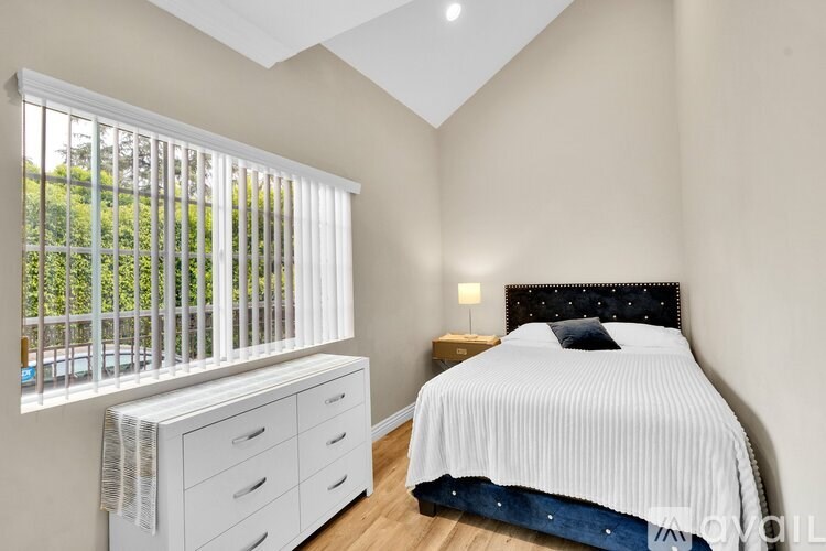 Source URL: https://prod-avail.s3.amazonaws.com/public_images/41506653/listing/1826_N_Berendo_Street-12_(1).jpg