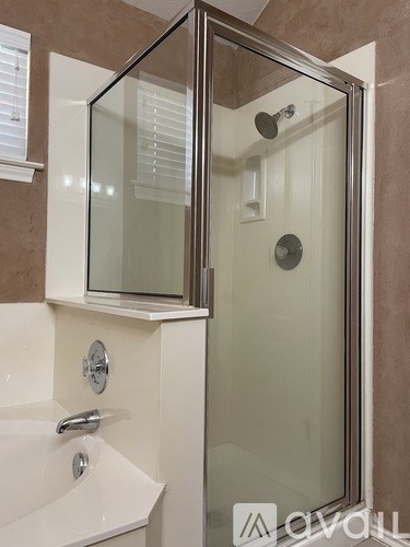 Source URL: https://prod-avail.s3.amazonaws.com/public_images/41506489/listing/n-4.jpeg