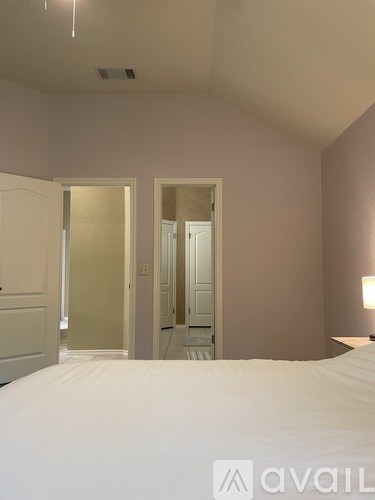 Source URL: https://prod-avail.s3.amazonaws.com/public_images/41506486/listing/m-5.jpeg