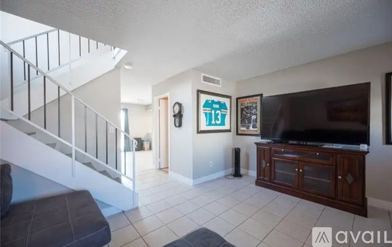 Source URL: https://prod-avail.s3.amazonaws.com/public_images/41506360/listing/Screenshot_20251022_201712_Samsung_Internet.jpg