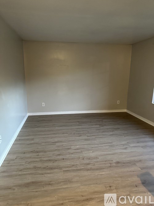 Source URL: https://prod-avail.s3.amazonaws.com/public_images/41506049/listing/IMG_3545.jpeg