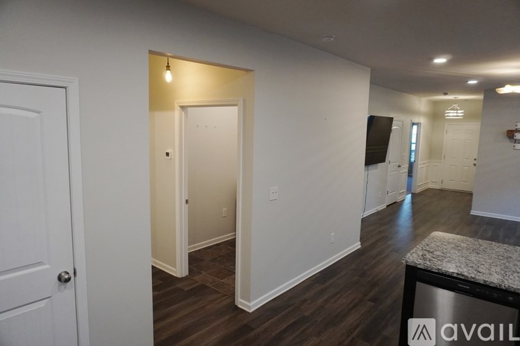 Source URL: https://prod-avail.s3.amazonaws.com/public_images/41505650/listing/DSC08563.JPG