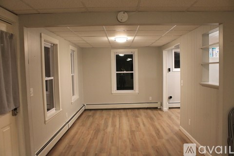 Source URL: https://prod-avail.s3.amazonaws.com/public_images/41505571/listing/IMG_4042.JPG