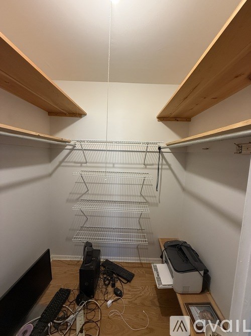 Source URL: https://prod-avail.s3.amazonaws.com/public_images/41505312/listing/IMG_4138.jpeg