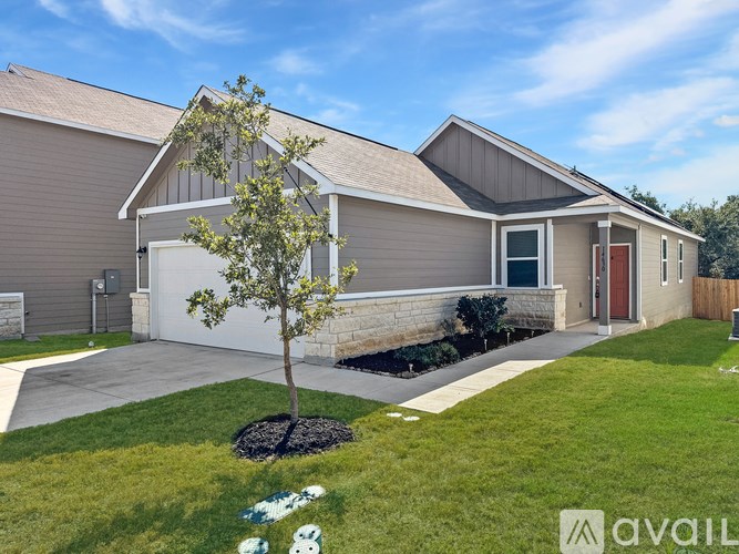 Source URL: https://prod-avail.s3.amazonaws.com/public_images/41507449/listing/4.jpg