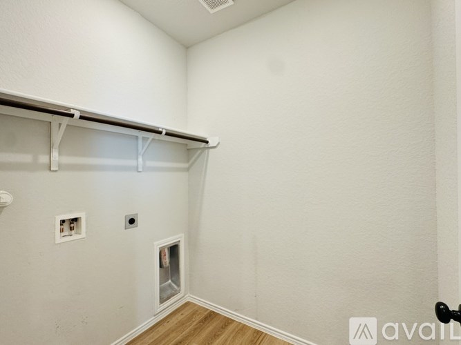 Source URL: https://prod-avail.s3.amazonaws.com/public_images/41507498/listing/21.JPG