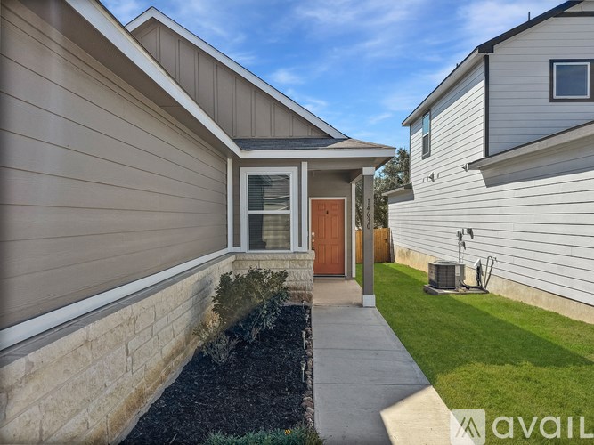 Source URL: https://prod-avail.s3.amazonaws.com/public_images/41507447/listing/5.jpg