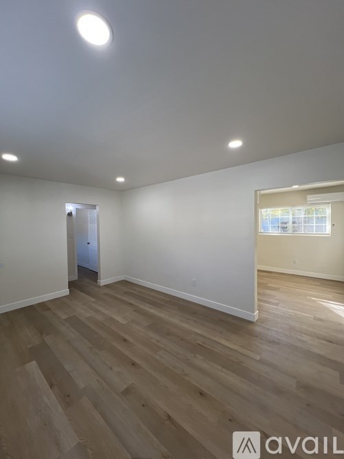 Source URL: https://prod-avail.s3.amazonaws.com/public_images/41513112/listing/DJI_20251020_154122_043.jpeg