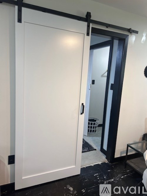 Source URL: https://prod-avail.s3.amazonaws.com/public_images/41508612/listing/IMG_6332.jpeg